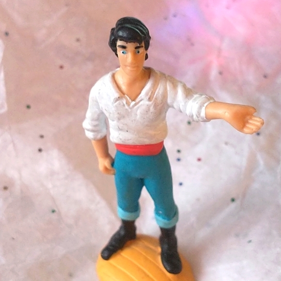 Walt Disney Co. Little Mermaid figures. - Picture 3 of 5